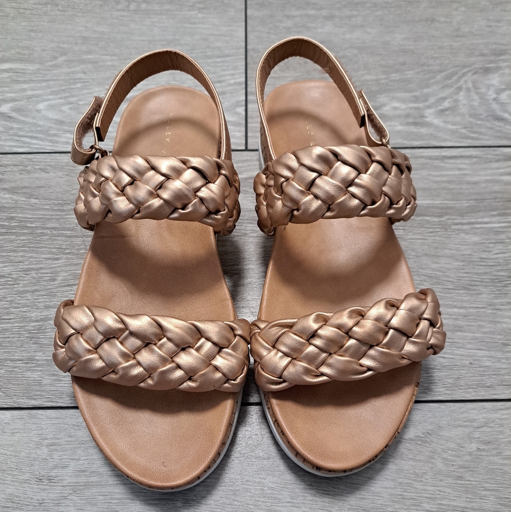 Like New Kelly & Katie Braided Coastie Rose Gold Sandals; Size 5 Girls